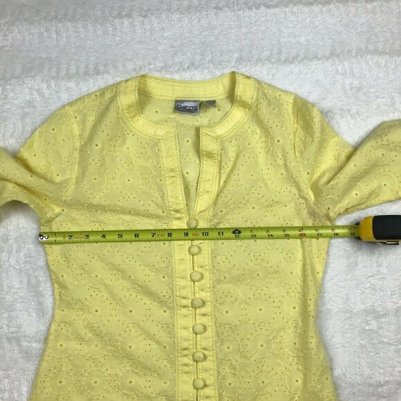 Chicos Womens Tunic Top 0 Small Button Eyelet Yellow 3/4 Sleeve - Picture 4 of 7